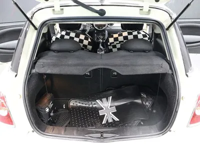 MINI Cooper 2011, 84177 км, за 2974.62 USD