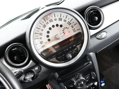 MINI Cooper 2011, 84177 км, за 2974.62 USD - фото 8