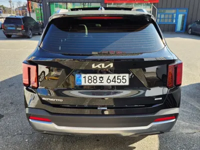Kia Sorento 2026, 1950 км, за 16656.89 USD