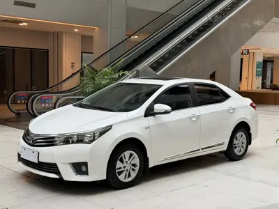 Toyota Corolla · 2015 год
