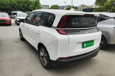 Bestune NAT 2023, 138000 км, за 9178 USD
