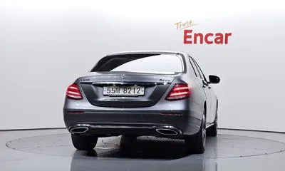 Mercedes-Benz E-Class 2018, 128330 км, за 14113.17 USD