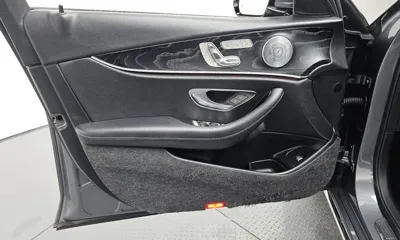 Mercedes-Benz E-Class 2018, 128330 км, за 14113.17 USD - фото 24