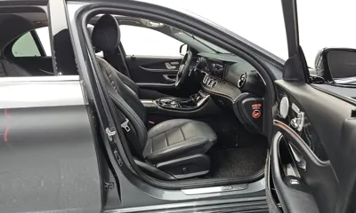 Mercedes-Benz E-Class 2018, 128330 км, за 14113.17 USD - фото 26