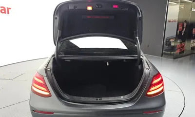 Mercedes-Benz E-Class 2018, 128330 км, за 14113.17 USD - фото 34