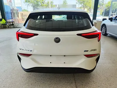 Buick Velite 6 2023, 36600 км, за 9053.09 USD
