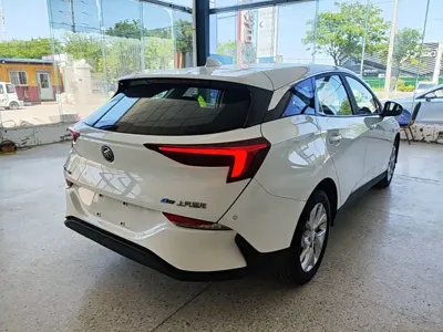 Buick Velite 6 2023, 36600 км, за 9053.09 USD