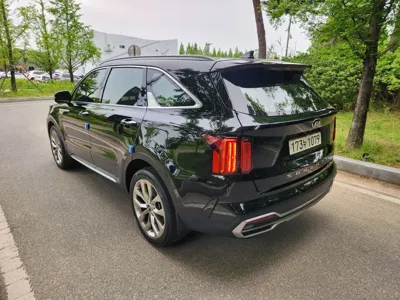 Kia Sorento 2021, 113639 км, за 15960.92 USD