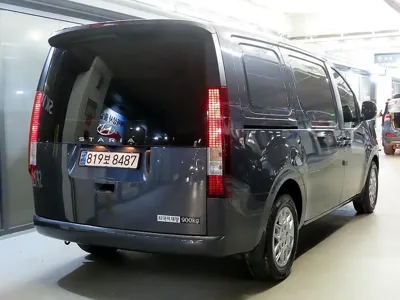 Hyundai Staria 2024, 66215 км, за 15731.65 USD