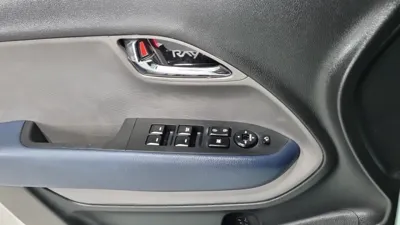 Kia Ray 2014, 114000 км, за 3452.77 USD - фото 16