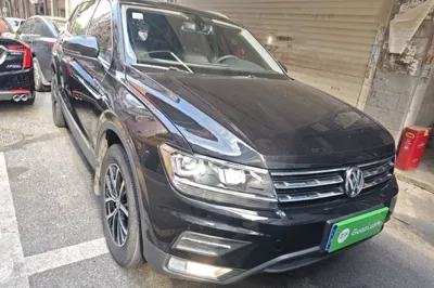 Volkswagen Tiguan L 2018, 42100 км, за 12522 USD