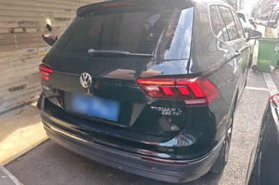 Volkswagen Tiguan L 2018, 42100 км, за 12522 USD - фото 6