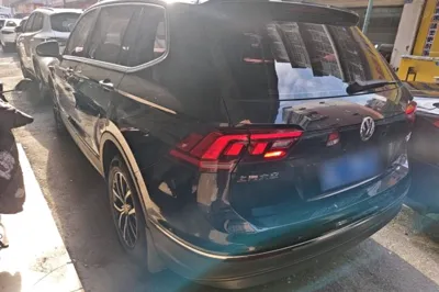 Volkswagen Tiguan L 2018, 42100 км, за 12522 USD - фото 13