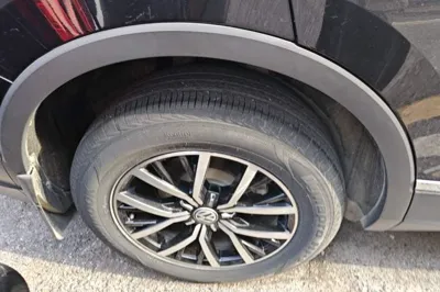Volkswagen Tiguan L 2018, 42100 км, за 12522 USD - фото 16