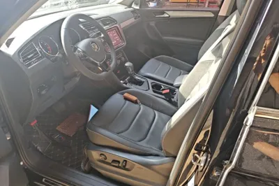 Volkswagen Tiguan L 2018, 42100 км, за 12522 USD - фото 22