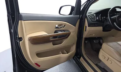 Kia Canival 2018, 130148 км, за 10336.08 USD - фото 25