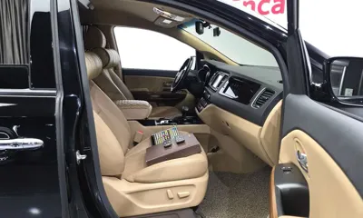 Kia Canival 2018, 130148 км, за 10336.08 USD - фото 26