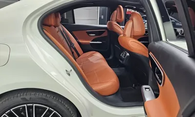 Mercedes-Benz C-Class 2022, 53671 км, за 23127.05 USD - фото 12