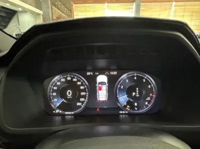 Volvo XC90 2022, 29340 км, за 33502.5 USD - фото 7