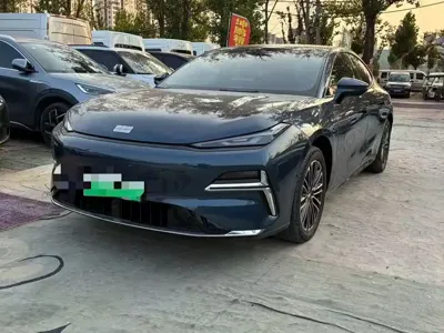 Galaxy Galaxy Xingyao 8 2025, 18000 км, за 12735.86 USD