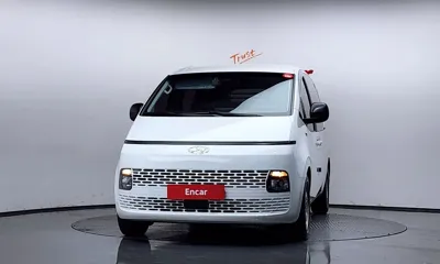 Hyundai Staria 2023, 92213 км, за 12997.24 USD
