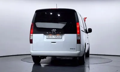 Hyundai Staria 2023, 92213 км, за 12997.24 USD