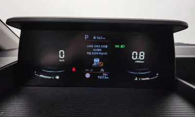 Hyundai Staria 2023, 92213 км, за 12880.57 USD - фото 8