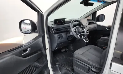 Hyundai Staria 2023, 92213 км, за 12880.57 USD - фото 10
