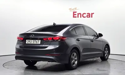 Hyundai Avante 2016, 116246 км, за 4294.68 USD