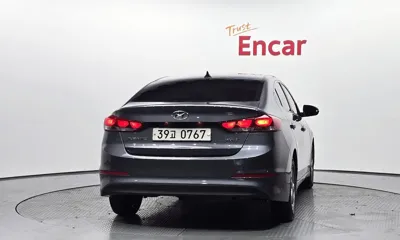 Hyundai Avante 2016, 116246 км, за 4294.68 USD