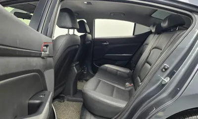 Hyundai Avante 2016, 116246 км, за 4294.68 USD - фото 12