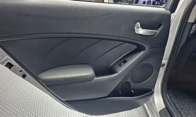 Kia K3 2015, 74360 км, за 4332.41 USD - фото 25