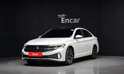 Volkswagen Jetta · 2023 год