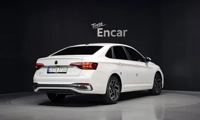 Volkswagen Jetta 2023, 25493 км, за 18508.74 USD