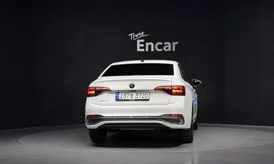 Volkswagen Jetta 2023, 25493 км, за 18508.74 USD