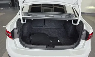 Volkswagen Jetta 2023, 25493 км, за 18508.74 USD - фото 20