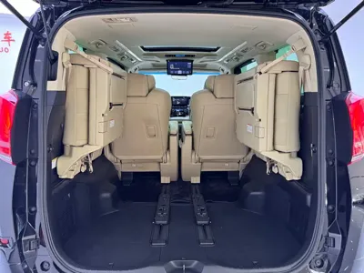 Toyota Alphard 2020, 169000 км, за 66184.56 USD - фото 10