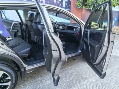 Toyota RAV4 2019, 70000 км, за 10922.12 USD - фото 18