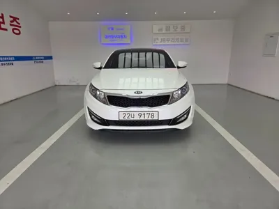 Kia K5 · 2011 год