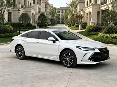 Toyota Avalon 2024, 27000 км, за 17921.96 USD