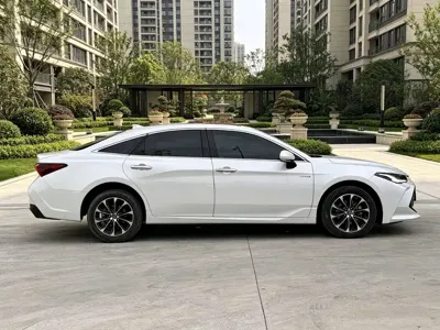 Toyota Avalon 2024, 27000 км, за 17921.96 USD - фото 8