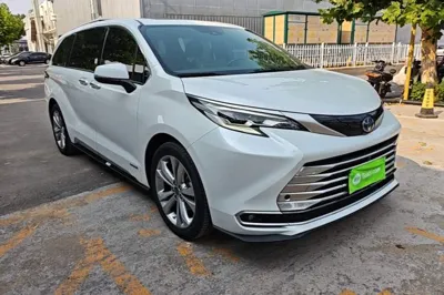 Toyota Sienna 2021, 89300 км, за 34508 USD