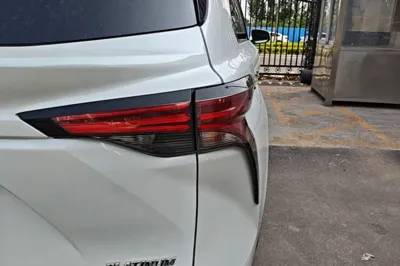 Toyota Sienna 2021, 89300 км, за 34508 USD - фото 9