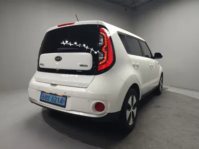 Kia Soul 2018, 98000 км, за 5907.84 USD