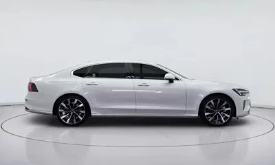 Volvo S90 2026, 756 км, за 38436.5 USD