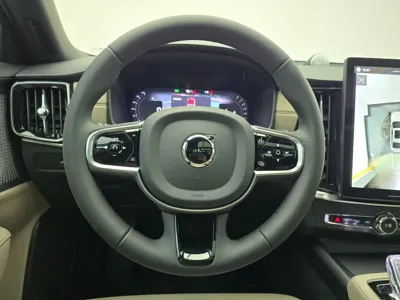 Volvo S90 2026, 756 км, за 38436.5 USD - фото 13