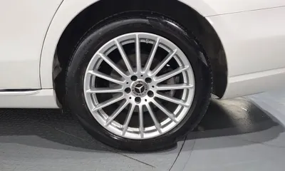 Mercedes-Benz E-Class 2021, 55834 км, за 32558.43 USD - фото 21