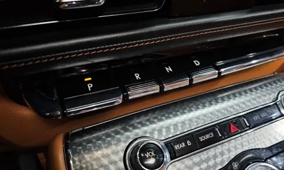 Lincoln Aviator 2020, 46220 км, за 27898.12 USD - фото 9