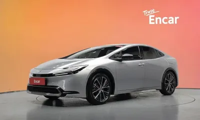 Toyota Prius · 2026 год