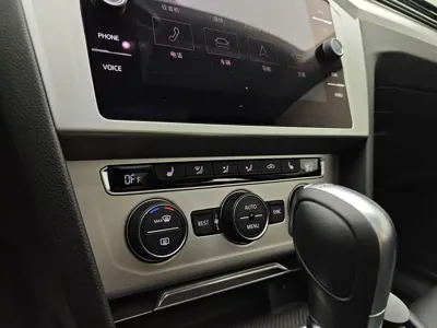 Volkswagen Viloran 2018, 93000 км, за 11315.91 USD - фото 24